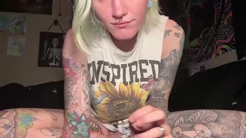 Ollie online show from 05/19/26, 03:13