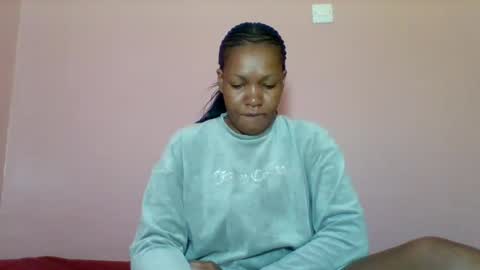 sexyapple2002 online show from 09/19/25, 08:49