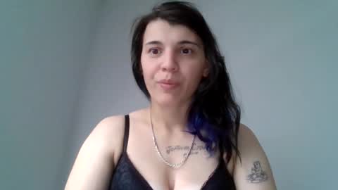 Snapshot of sexybaddiespell chatting on 04/23/26, 09:17 sexybaddiespell online show from 04/23/26, 09:17