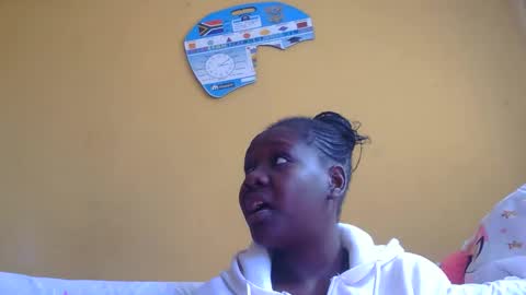 Snapshot of sexybeauty193310 chatting on 05/11/26, 10:32 sexybeauty193310 online show from 05/11/26, 10:32