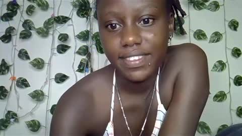 sexybree_love online show from 12/17/24, 12:12