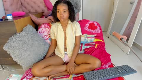 sofia online show from 02/03/25, 10:36