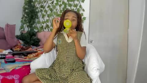 sofia online show from 02/26/25, 10:04