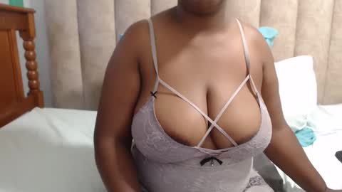 sexybustyxx online show from 01/15/26, 02:43