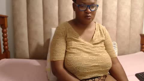 sexybustyxx online show from 04/08/26, 06:24