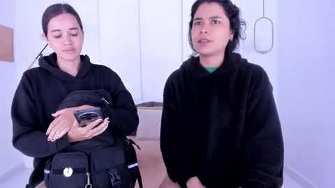 chanell and yina online show from 01/17/26, 01:27