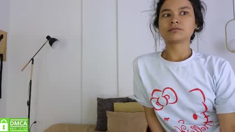 chanell and yina online show from 07/12/26, 01:35
