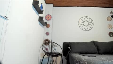 Antonioylola online show from 05/17/26, 03:30