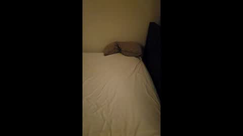 Sexy couple with a squirting lady online show from 03/25/26, 11:55