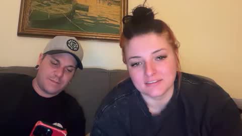 sexycouple41110 online show from 04/17/26, 03:09