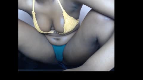 Snapshot of sexydebabe chatting on 09/17/25, 02:13 sexydebabe online show from 09/17/25, 02:13