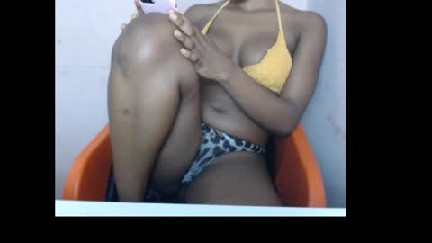 Snapshot of sexydebabe chatting on 09/17/25, 08:32 sexydebabe online show from 09/17/25, 08:32