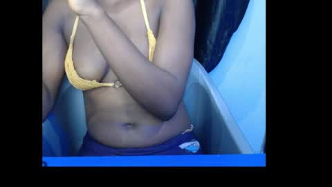 Snapshot of sexydebabe chatting on 10/26/25, 10:04 sexydebabe online show from 10/26/25, 10:04