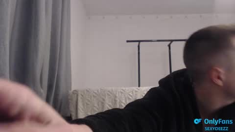 SexyDeezZ online show from 02/17/25, 09:41