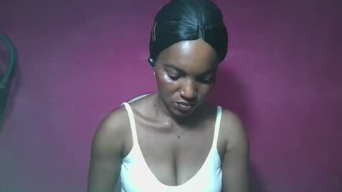 Snapshot of sexydoll32 chatting on 03/15/26, 10:05 sexydoll32 online show from 03/15/26, 10:05