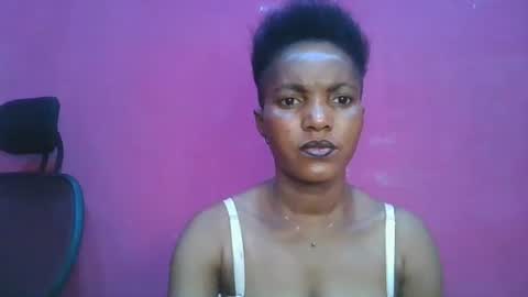 Snapshot of sexydoll32 chatting on 03/18/26, 11:24 sexydoll32 online show from 03/18/26, 11:24