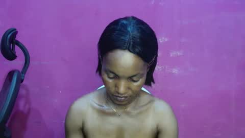 Snapshot of sexydoll32 chatting on 03/22/26, 04:05 sexydoll32 online show from 03/22/26, 04:05