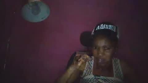 Snapshot of sexydoll32 chatting on 04/05/26, 07:22 sexydoll32 online show from 04/05/26, 07:22