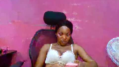 Snapshot of sexydoll32 chatting on 04/06/26, 07:59 sexydoll32 online show from 04/06/26, 07:59