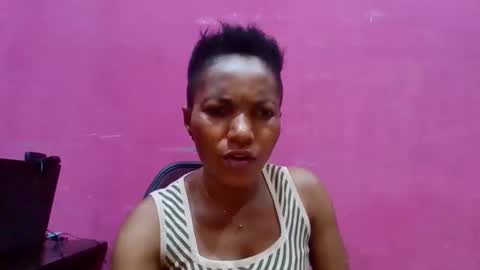 Snapshot of sexydoll32 chatting on 04/07/26, 10:42 sexydoll32 online show from 04/07/26, 10:42