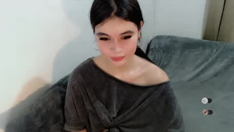 sexydollfox online show from 11/17/25, 08:09