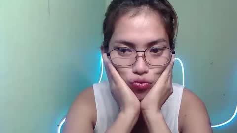 sexyemie29 online show from 12/19/25, 10:44