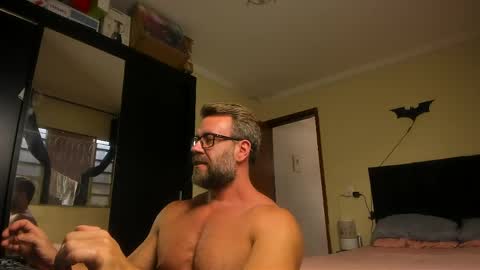 chris online show from 03/31/26, 05:24