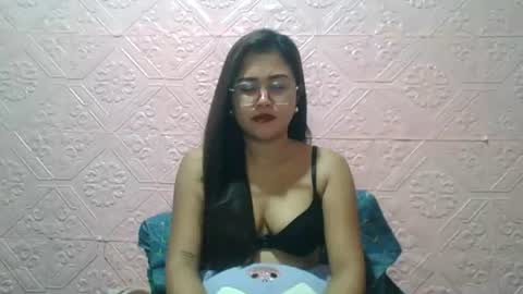 sexyjessa20 online show from 07/01/26, 11:59