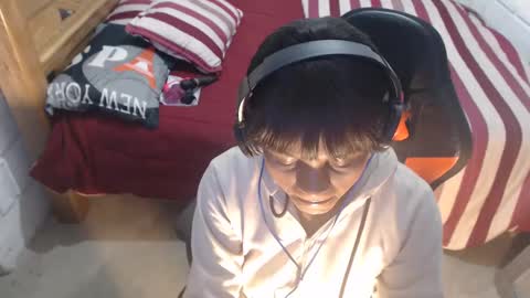 sexyjustin202 online show from 10/12/25, 02:32