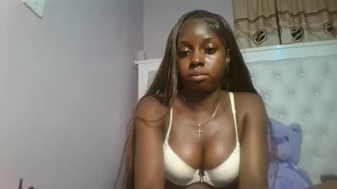 Snapshot of sexykitten200 chatting on 02/25/26, 02:32 SexyKitty online show from 02/25/26, 02:32