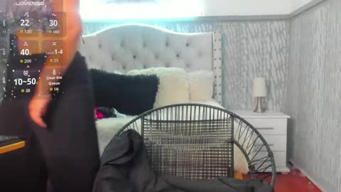 laura online show from 04/02/26, 11:08