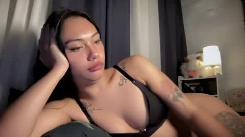 maxine online show from 03/31/26, 09:37