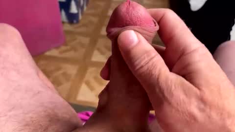 Snapshot of sexymale73 chatting on 12/05/25, 05:31 sexymale73 online show from 12/05/25, 05:31