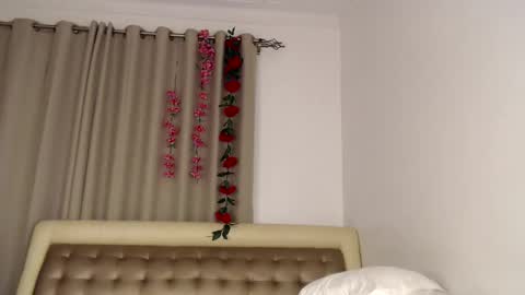 Melina online show from 02/02/25, 01:02