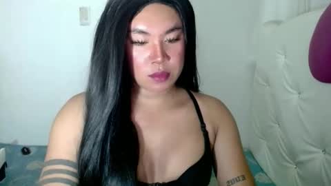 Mika online show from 09/13/25, 03:06