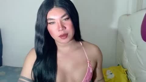 Mika online show from 12/05/25, 06:00