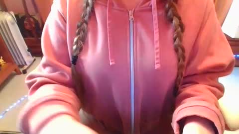 sexymisss24 online show from 04/03/26, 01:53