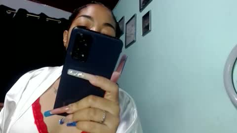 sexymomm678 online show from 04/22/26, 04:04