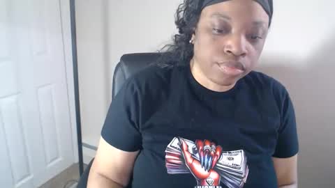 SexyMona online show from 05/16/26, 04:39