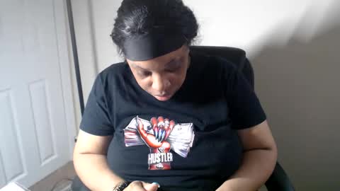 SexyMona online show from 05/23/26, 01:59