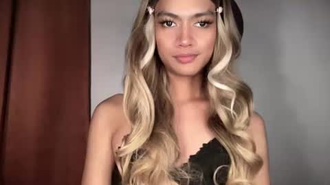 LIEZEL online show from 05/27/26, 10:51