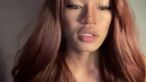 LIEZEL online show from 06/10/26, 08:46
