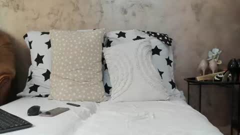 Delia online show from 07/02/26, 10:54
