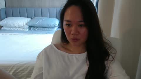 Snapshot of sexypenguin13 chatting on 12/04/24, 09:40 sexypenguin13 online show from 12/04/24, 09:40