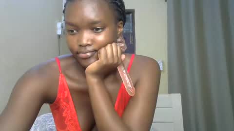 Lee online show from 03/06/25, 11:47