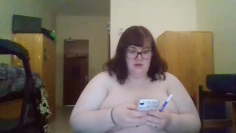 Snapshot of sexyphantoms chatting on 01/12/26, 06:13 sexyphantoms online show from 01/12/26, 06:13