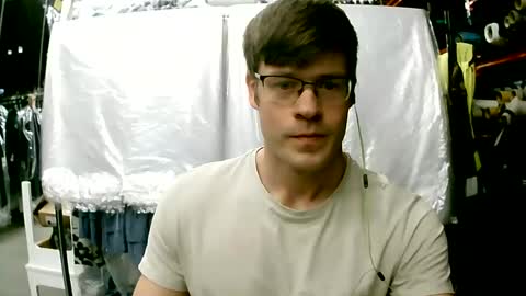 Erikson online show from 06/17/26, 05:32