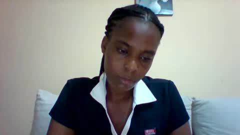 DOVY ACHIENG online show from 01/21/25, 07:28