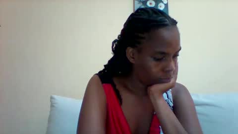 DOVY ACHIENG online show from 01/27/25, 09:55