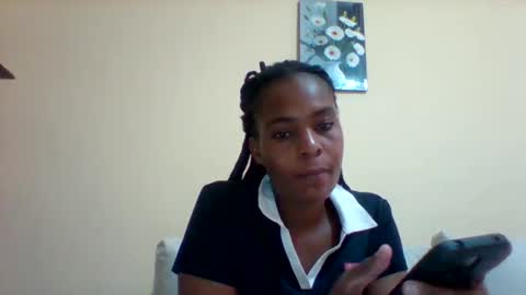 DOVY ACHIENG online show from 02/05/25, 11:02